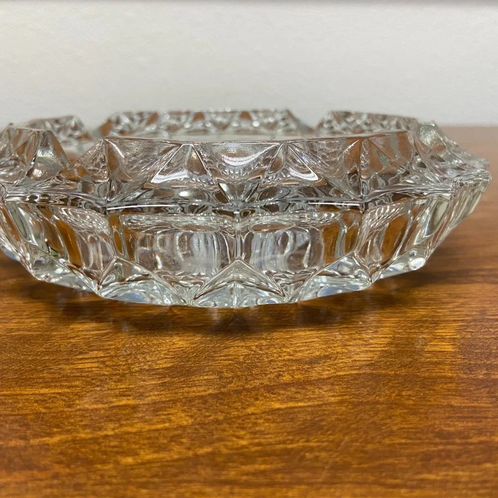 Vintage Glass Decorative Bowl - Elegant Crystal-Style Home Accent